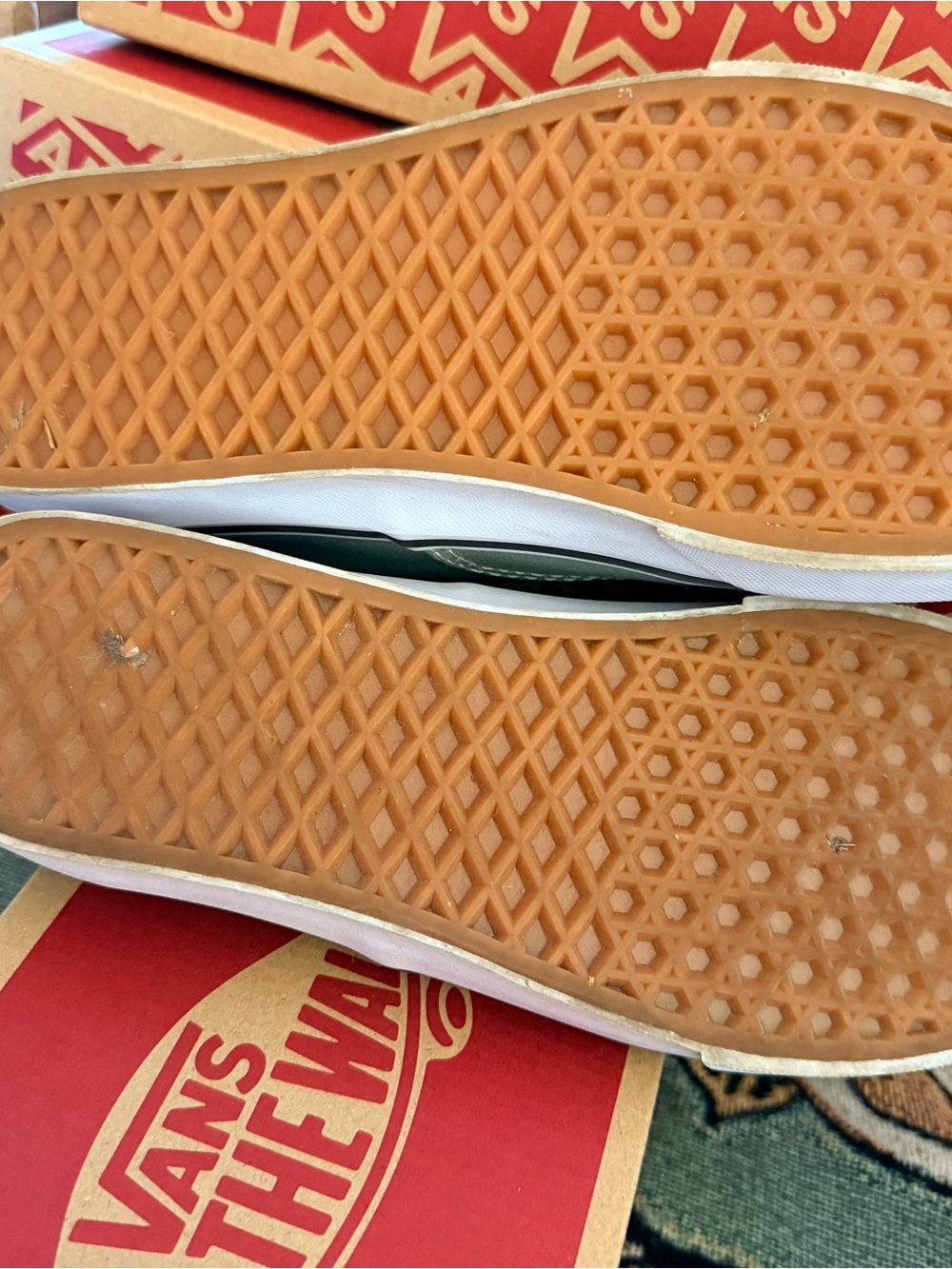 BRAND NEW Vans Authentic Sneakers  Color Theory Iceberg Womens 9.5/Mens 8 - Picture 6 of 7